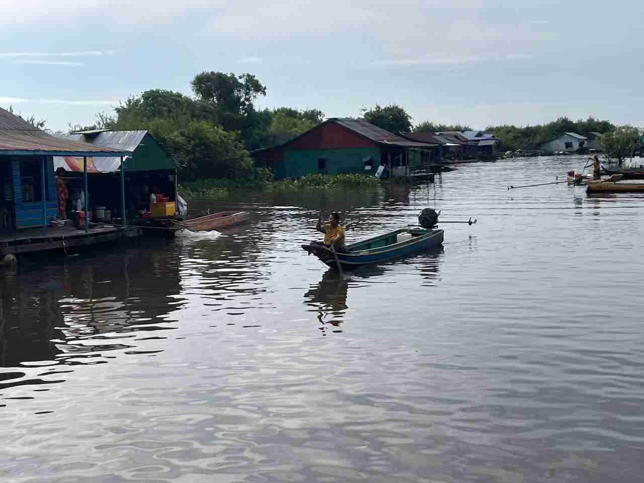 CIRCUIT 1 JOUR LE LAC DU TONLE SAP KOMPONG PHLUK LES MAISONS SUR PILOTIS