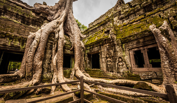 CIRCUIT 4 JOURS LE LAC BANTEAY SRIE PREH KHAN ANGKOR WAT TAPHNOM