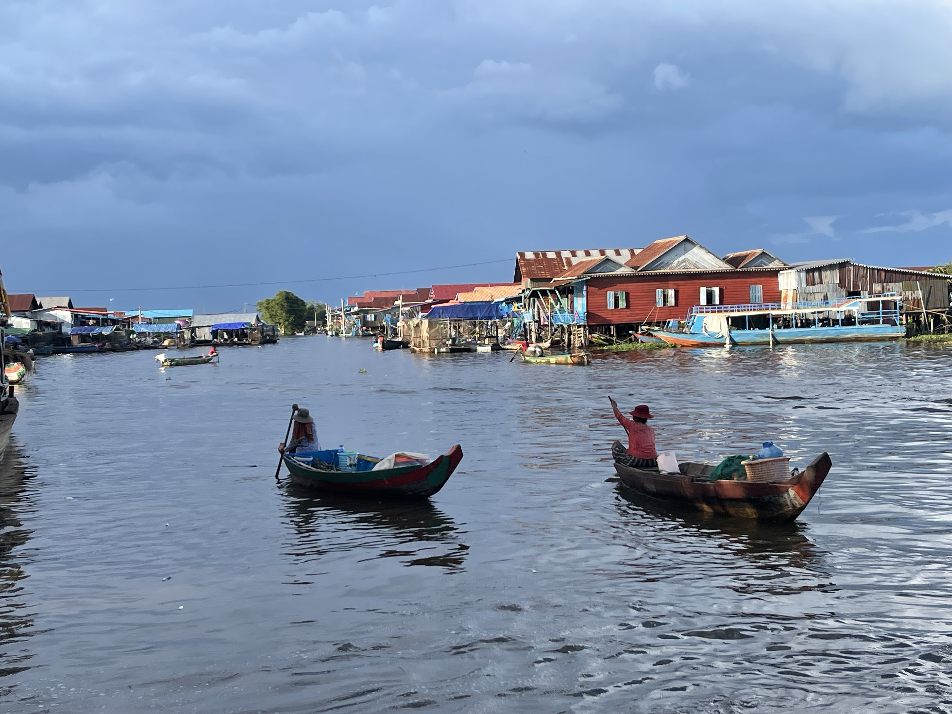 CIRCUIT 3 JOURS BAKONG BANTEAY SRIE LE LAC LES MAISONS SUR PILOTIS